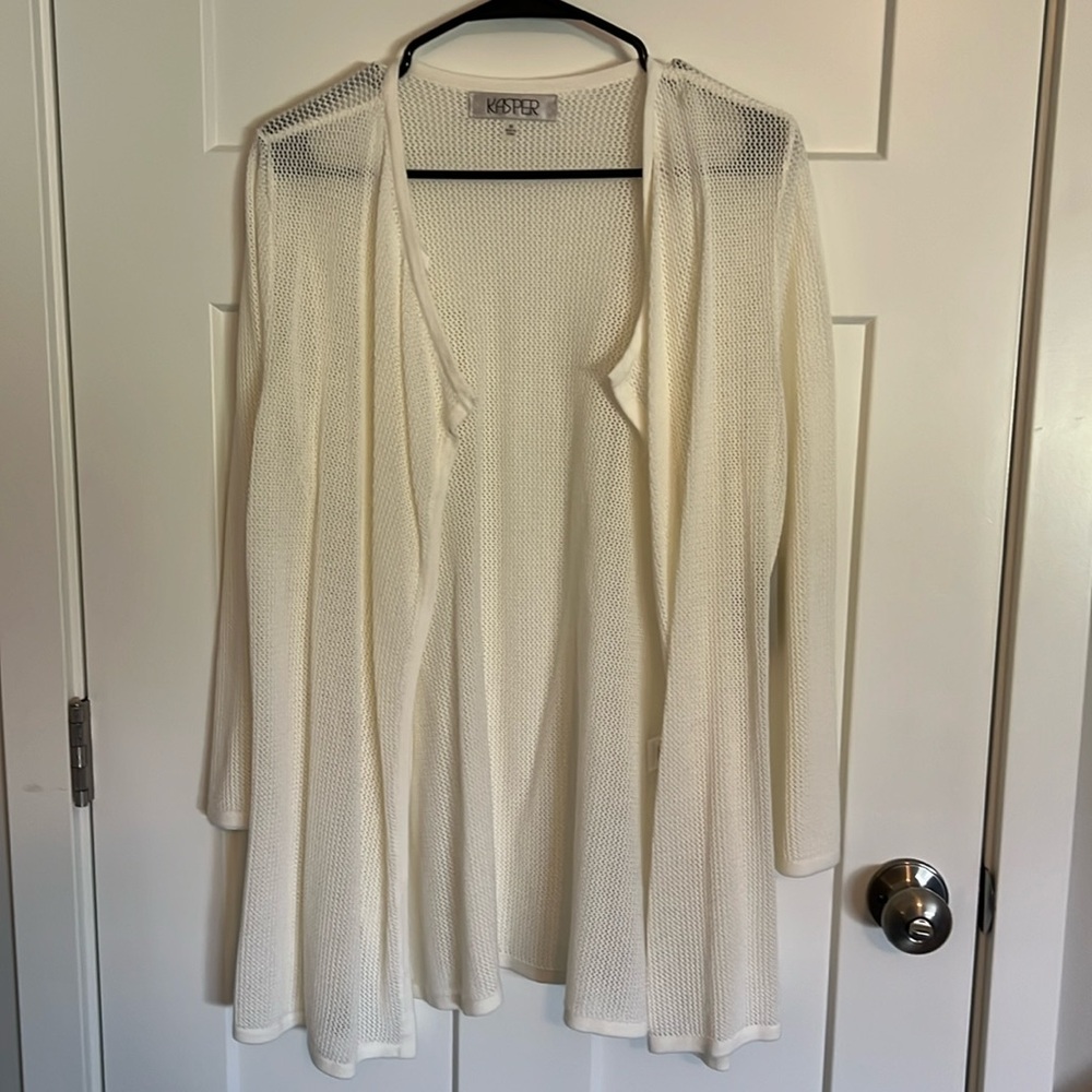 Kasper white cardigan size medium